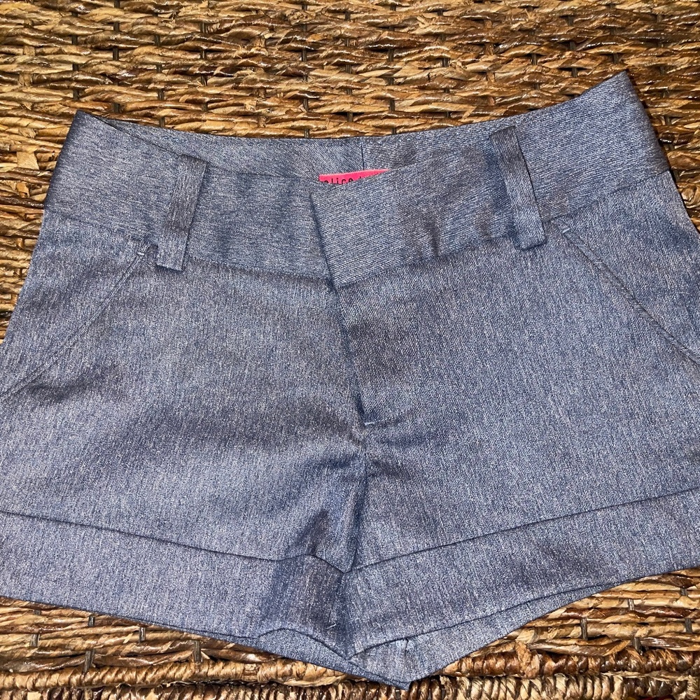 Alice and Olivia cuffed shorts